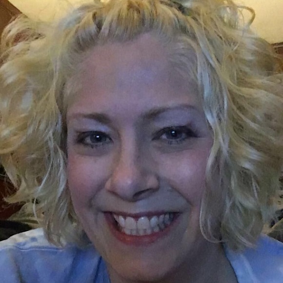 Meet your Posher, Tish - Picture 2 of 3